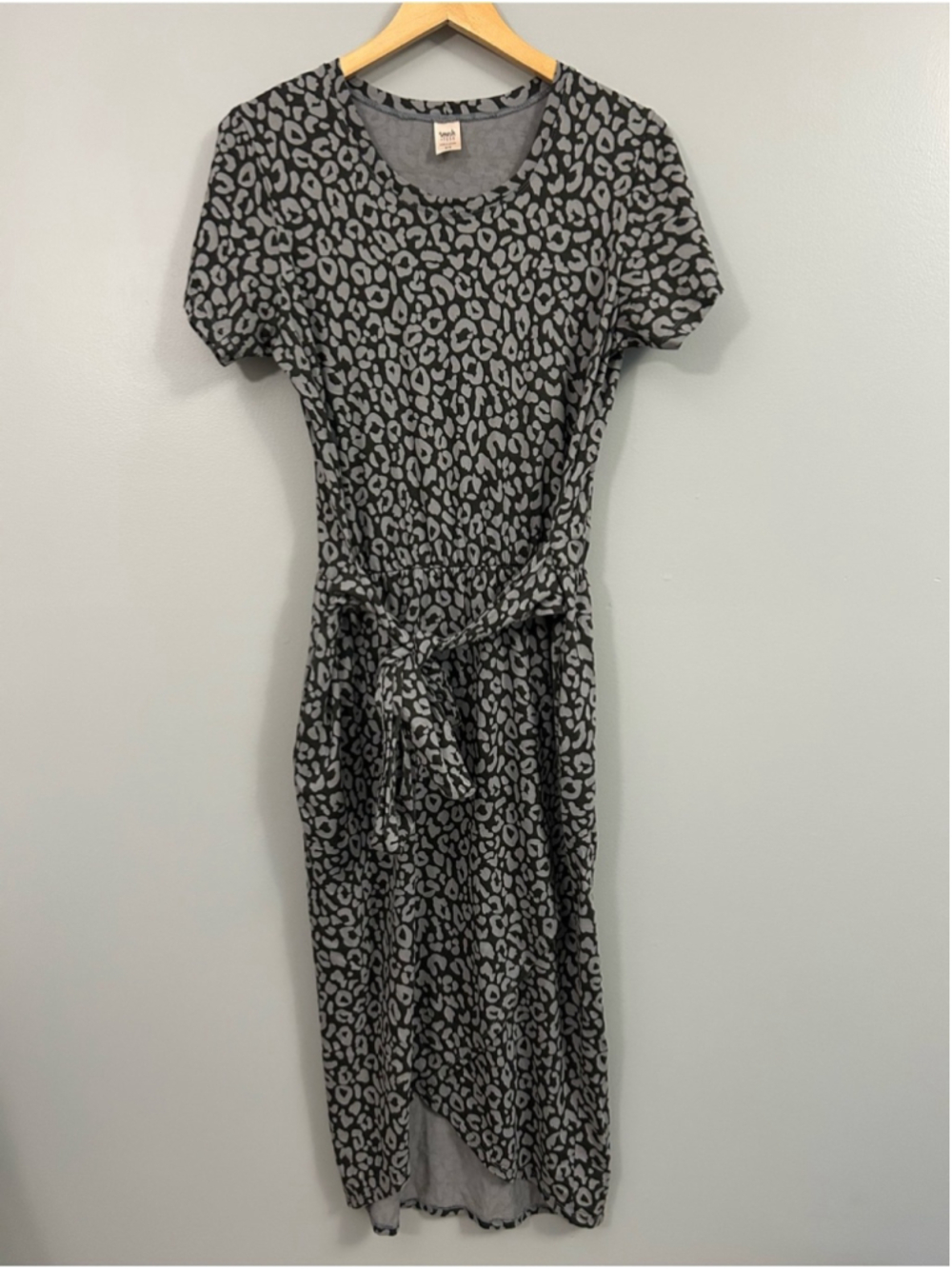 Smash + Tess Rebecca Gray and Black Leopard Midi Dress Medium Bamboo